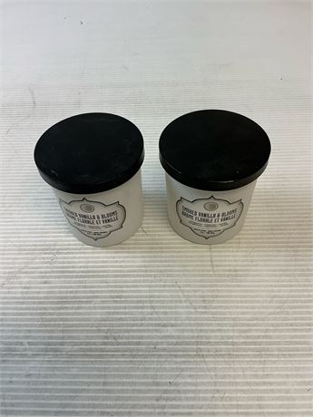 Lot de 2 bougies parfumées vanille fumée et fleurs 7 oz