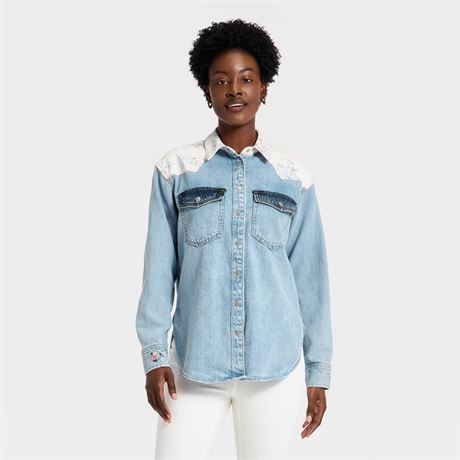 M - Chemise denim western boutonnée ample femmes Universal Thread clair