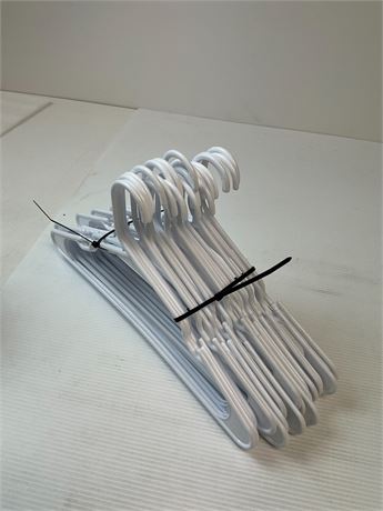 Cintres en plastique blanc – lot de 24