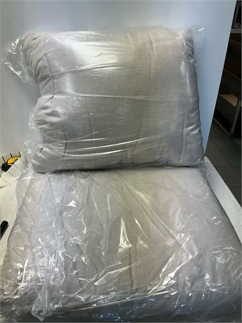 Coussin extérieur gris 23 x 27 x 5 po