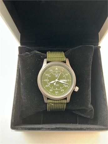 SEIKO — Montre automatique 5 Sports SRPH29