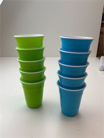10 verres en plastique rigide