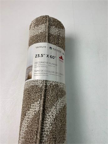 Tapis de couloir 23.5 x 60po