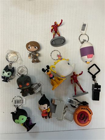 Porte-clés jouets (12)