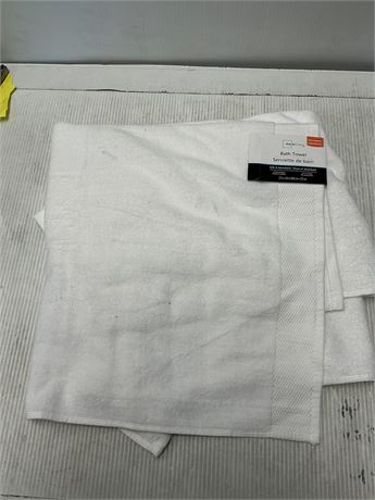 Serviette bain Mainstays blanche 27 x 50 po