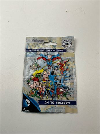 Dc Comics 2015 Blind Bags Dog Tag/ball Chain. 24 To Collect.