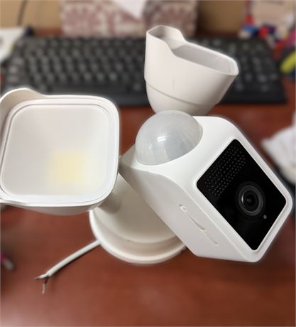 Caméra projecteur Wyze Floodlight v2