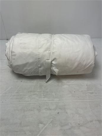 Tissu polyester blanc