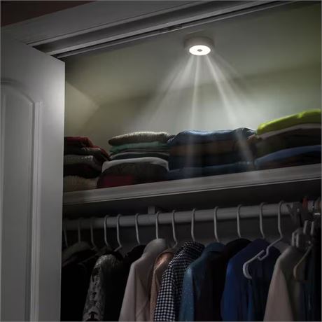LIRE DESCRIPTION - Veilleuse DEL détecteur mouvement rechargeable 5.5 po