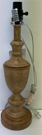 VOIR PHOTOS - Lampe de table Room & Retreat 18,5 po