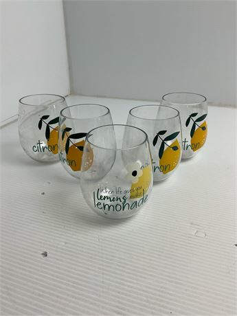 Verres plastique fantaisie lot 5