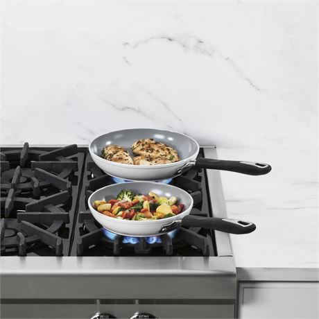 LÉGÈRE BOSSE - Cuisinart Ceramica XT céramique antiadh Paquet 2 - 8 et 10 po