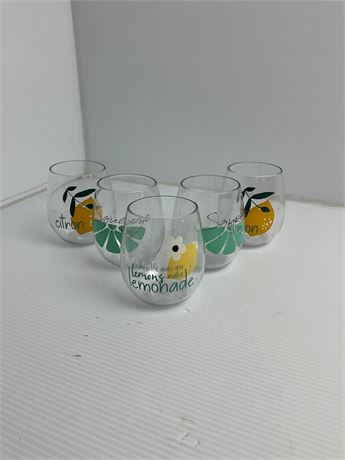 Verres plastique fantaisie lot 5