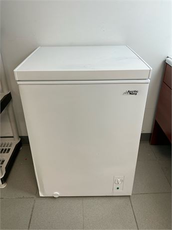 Congélateur Arctic King 5,1 pi³ convertible