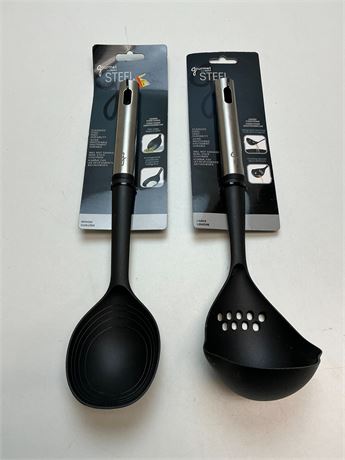 Cuillère et louche gourmet en acier