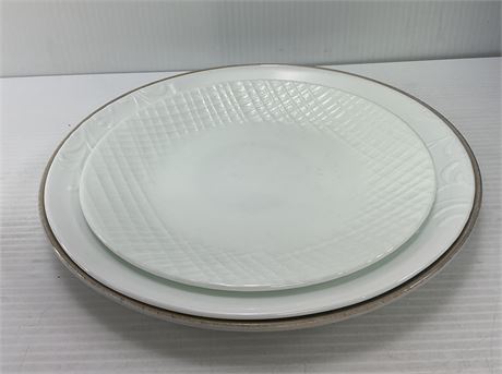 Ens. 3 assiettes ASSORTIES