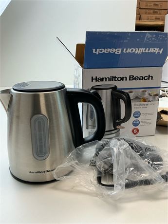 Hamilton Beach — Bouilloire en acier inoxydable 1,0 L