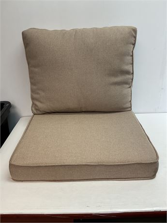 Coussin chaise ext. beige (bas 2P x 2P et haut 2P x 1)