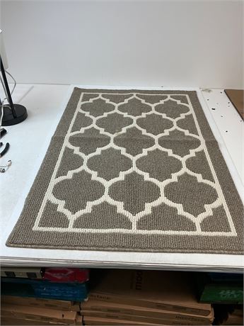 Tapis intérieur 44 po x 29,5 po