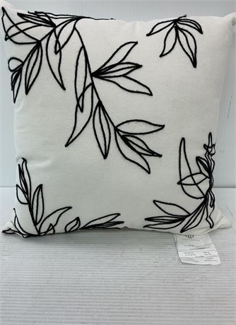 Coussin décoratif Hometrends 18 x 18 po
