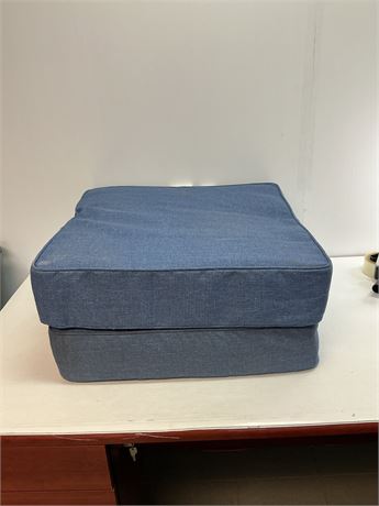 BAS - 2pcs Coussin chaise ext. Hampton Bay 24 x 24 po