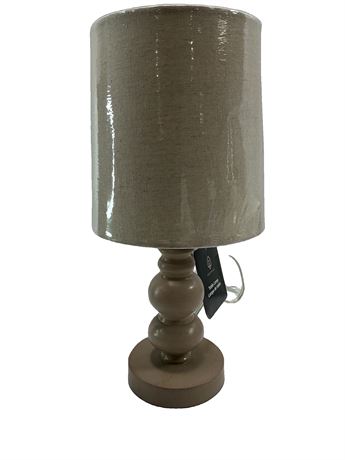 ENDOMMAGÉE VOIR PHOTOS - Lampe de table Mainstays 12,5 po