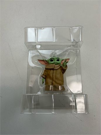 Ornement de sapin Hallmark The Child Yoda