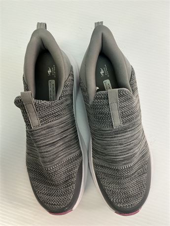 Souliers gris femme Athletic Works 8