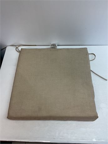 Coussin de chaise extérieur beige À NETTOYER