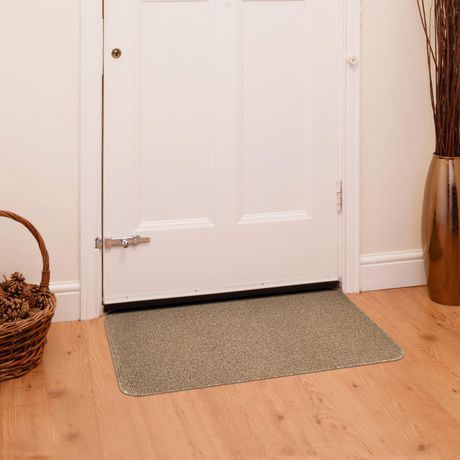 Tapis Mainstays Lincoln avoine beige 18 po x 30 po