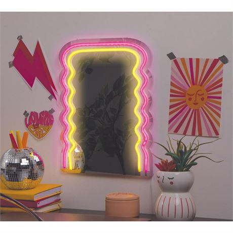 Miroir DEL néon ondulé USB Merkury 13 po multicolore