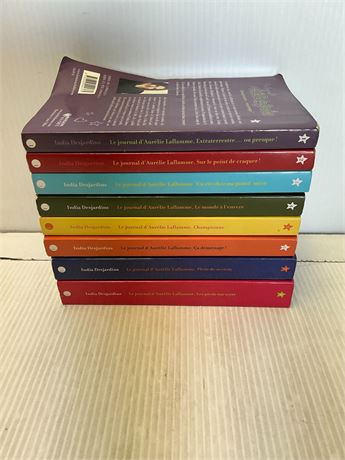 Lot de 8 livres Le Journal D'Aurélie Laflamme
