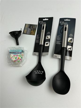 Lot mixte de 4 outils de cuisine