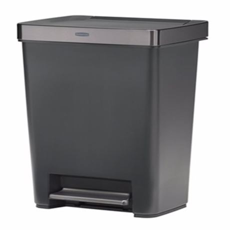 PETITES MARQUES - Poubelle à pédale Rubbermaid Premier III 13 gal plastique
