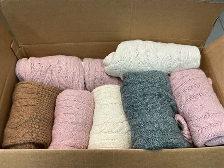 Lot de 20 chandail de laine pour femme (M/L)