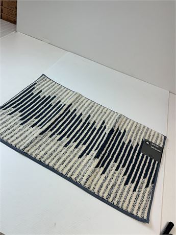 Tapis de bain Hometrends 20 x 32 po