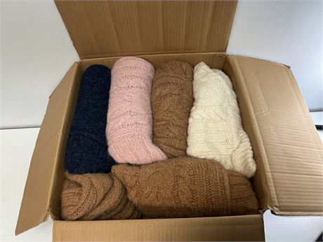 Lot de 10 chandail de laine (S/XS)