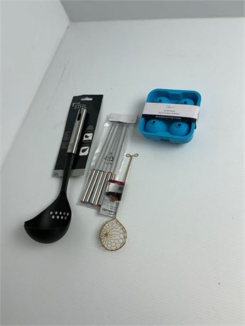 Lot mixte de 4 outils de cuisine