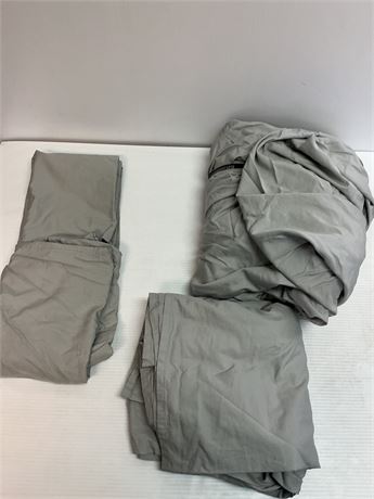 Drap plat, drap-housse et 2 taies d'oreiller
