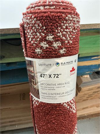 Tapis décoratif 47 x 72 po rouge