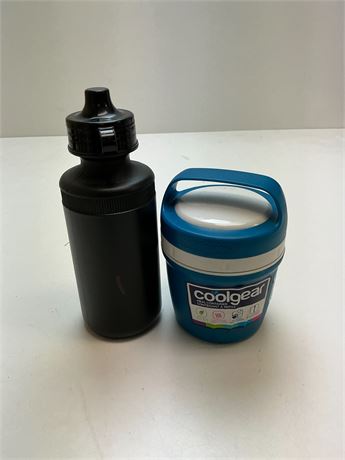 Ensemble randonnée hydratation et repas