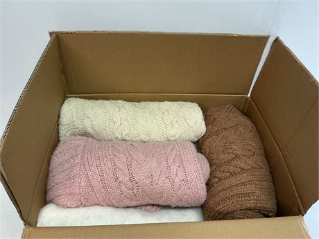 Lot de 10 chandail de laine pour femme (L/XL)