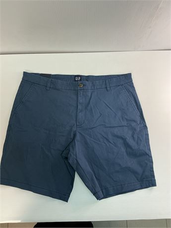 Short bleu homme Gap 40